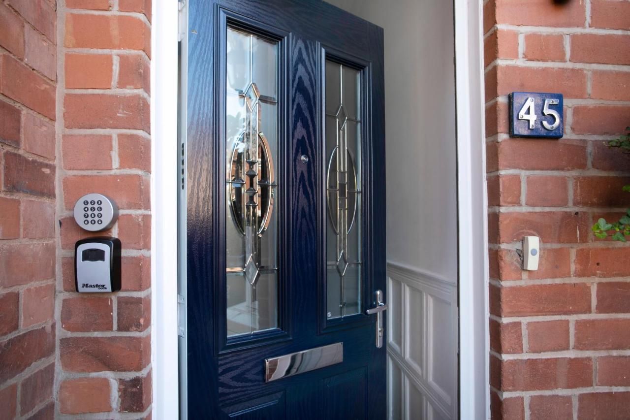 Spring Villa Leicester Exterior photo